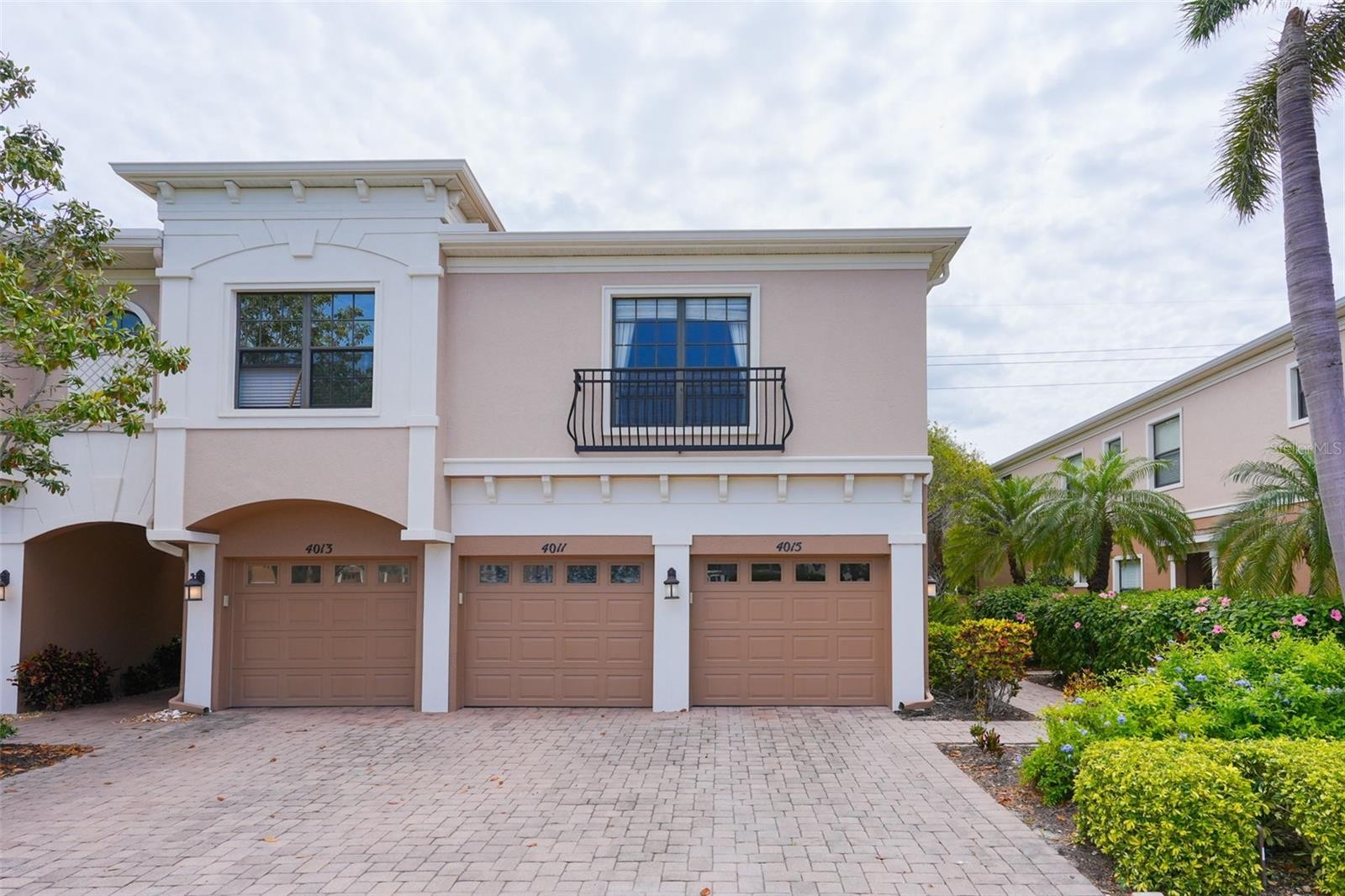 4015 OVERTURE CIR #312