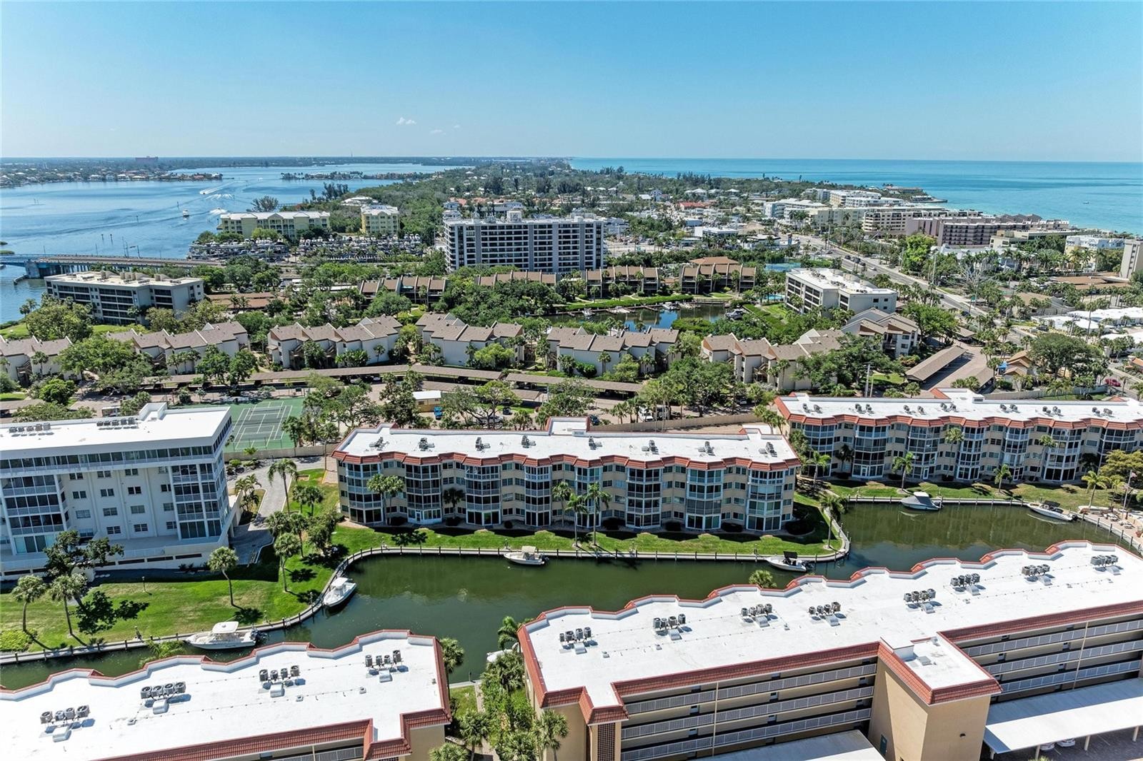 1257 S PORTOFINO DR #104