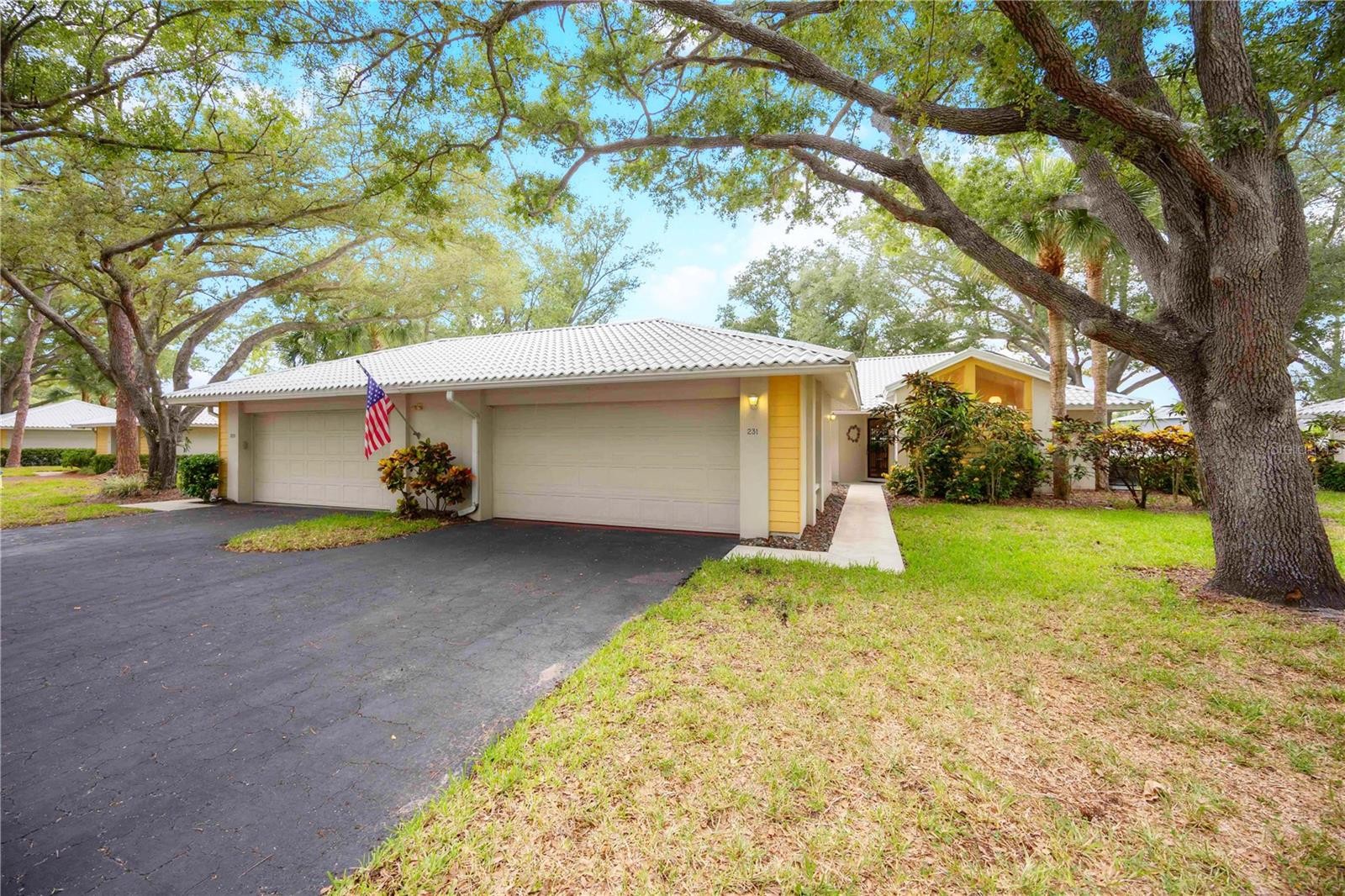 231 SOUTHAMPTON LN #277