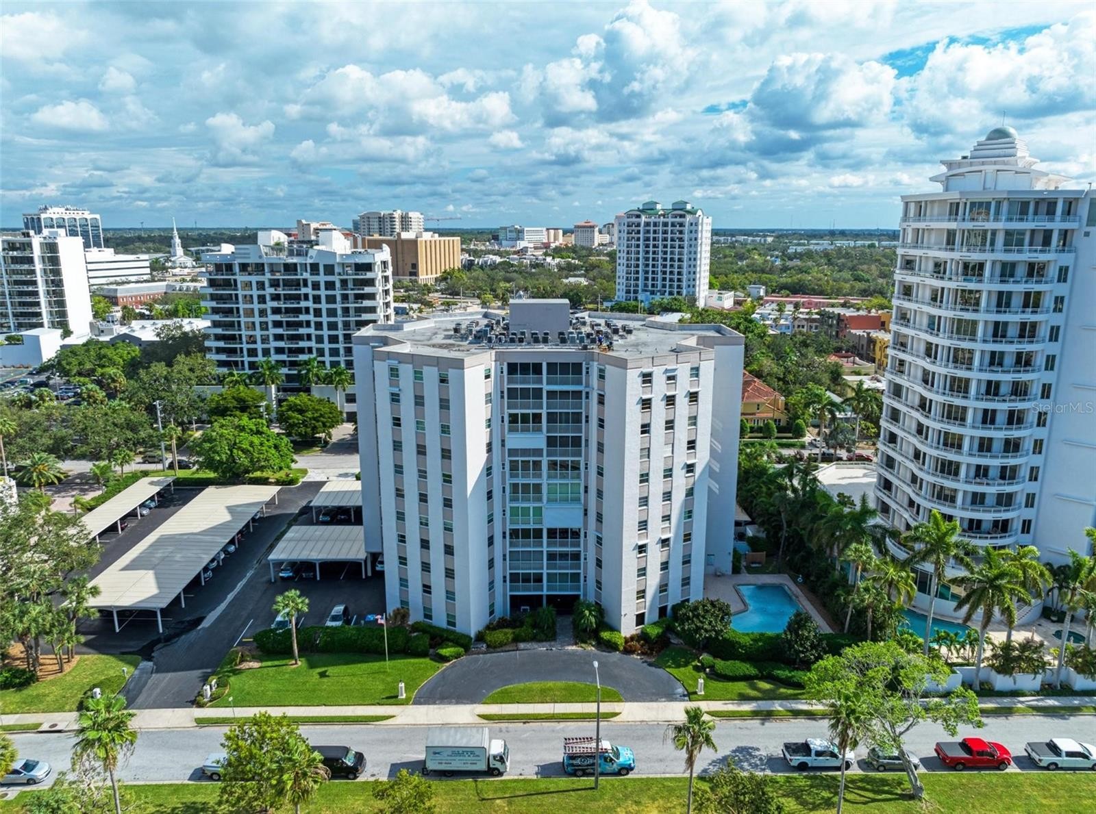 435 S GULFSTREAM AVE #703