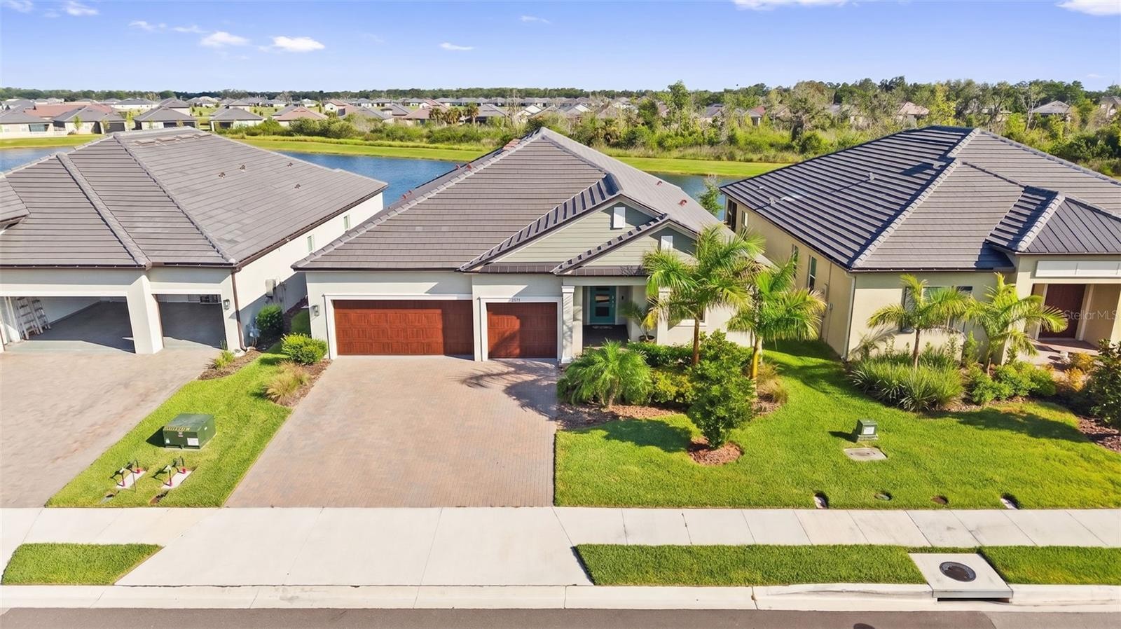 12211 VIOLET JASPER DR