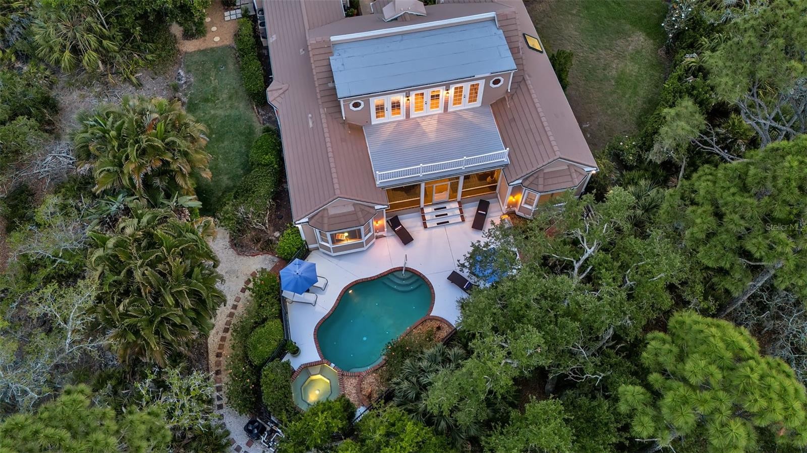 156 BISHOPS COURT RD