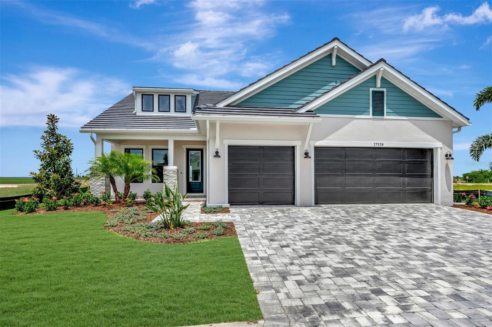17526 FOXTAIL LOOP