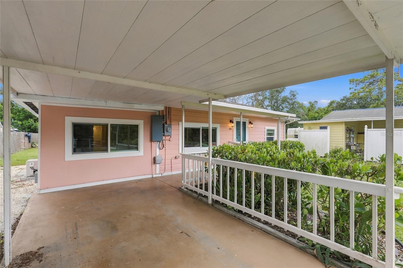 304 MOUNT PLEASANT RD