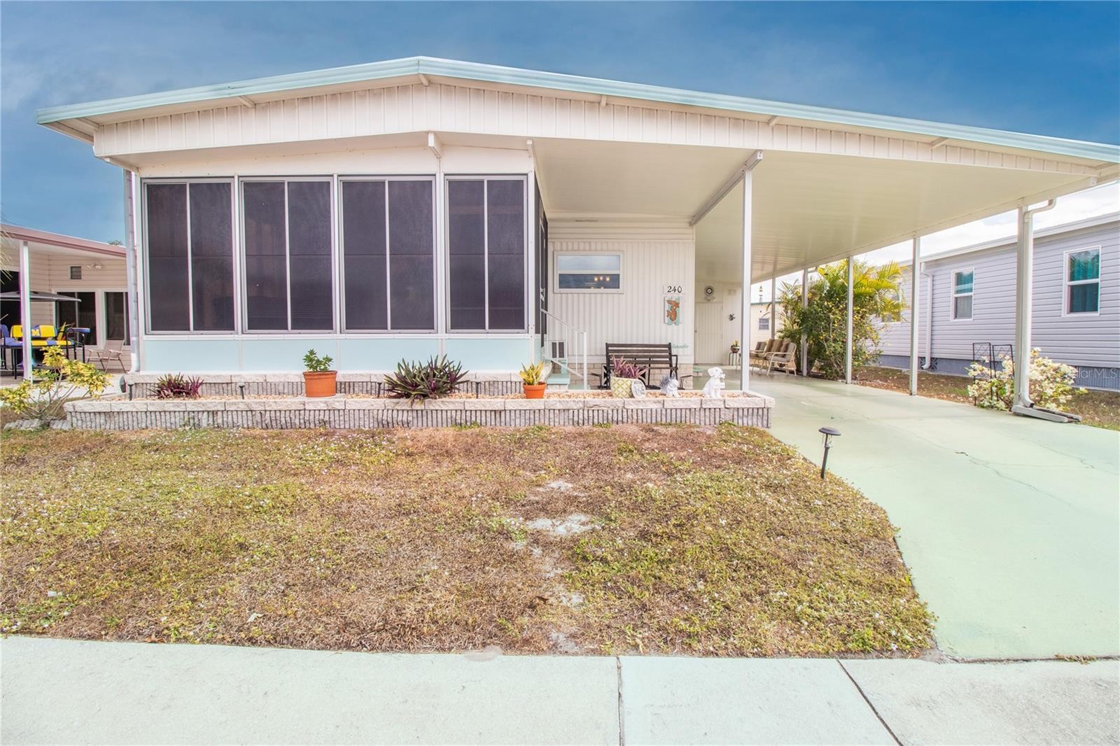 5619 BAYSHORE RD #240