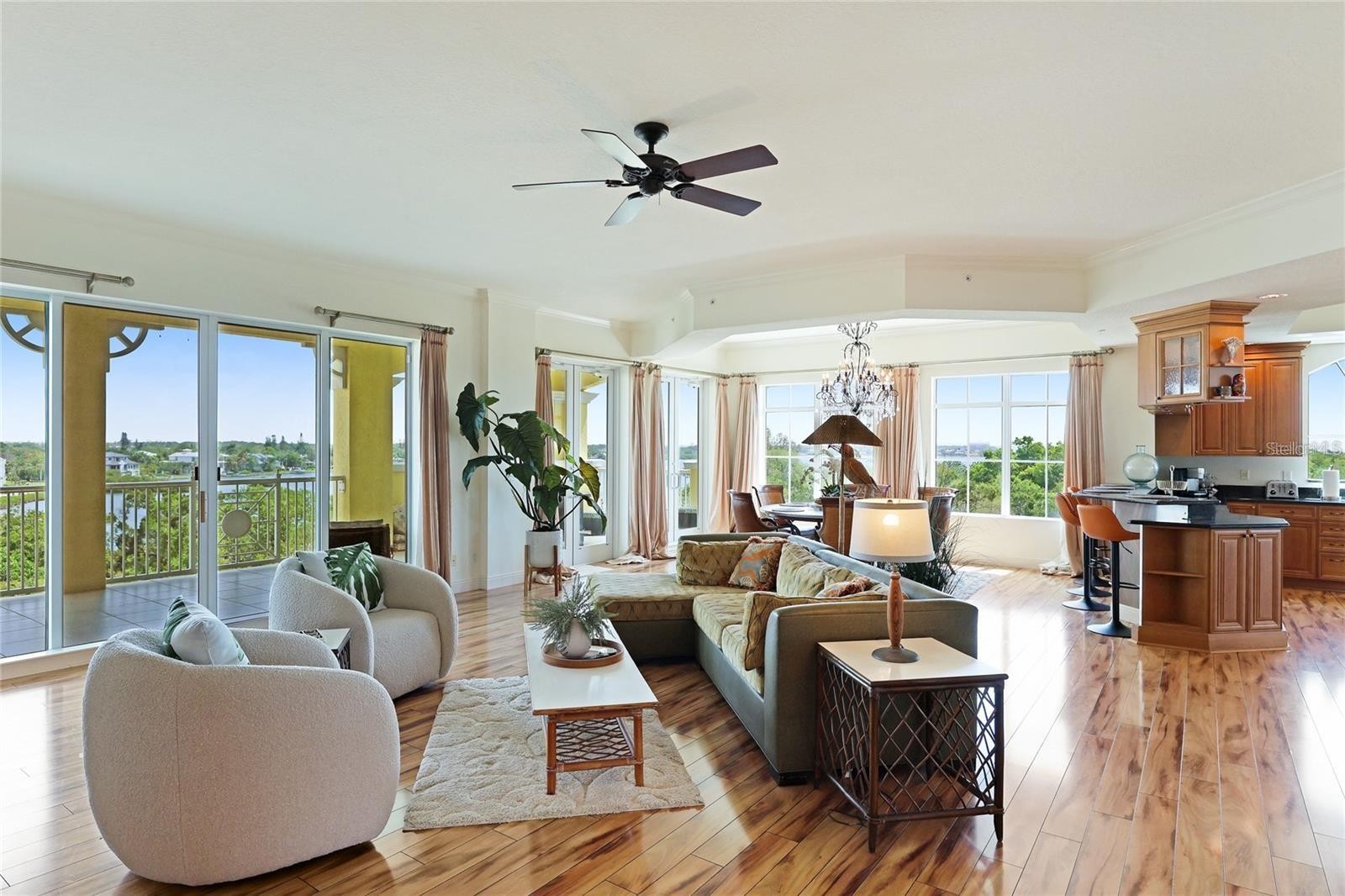 1308 OLD STICKNEY POINT RD #WP3