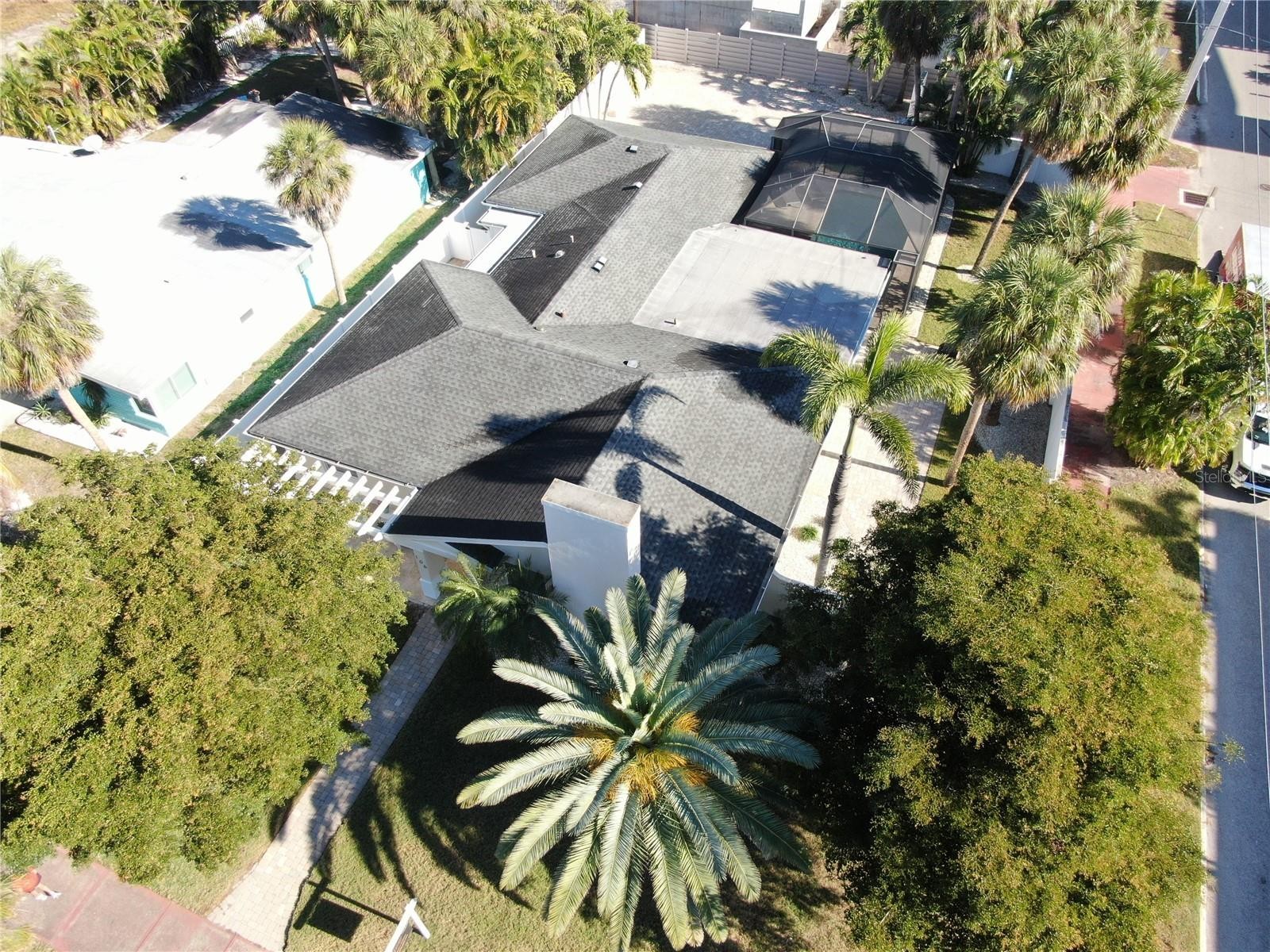 106 N BLVD OF THE PRESIDENTS