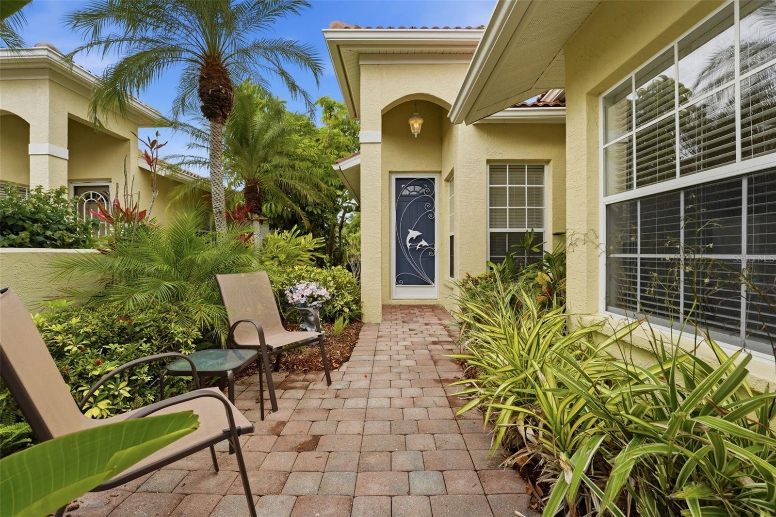 206 VISTA DEL LAGO WAY