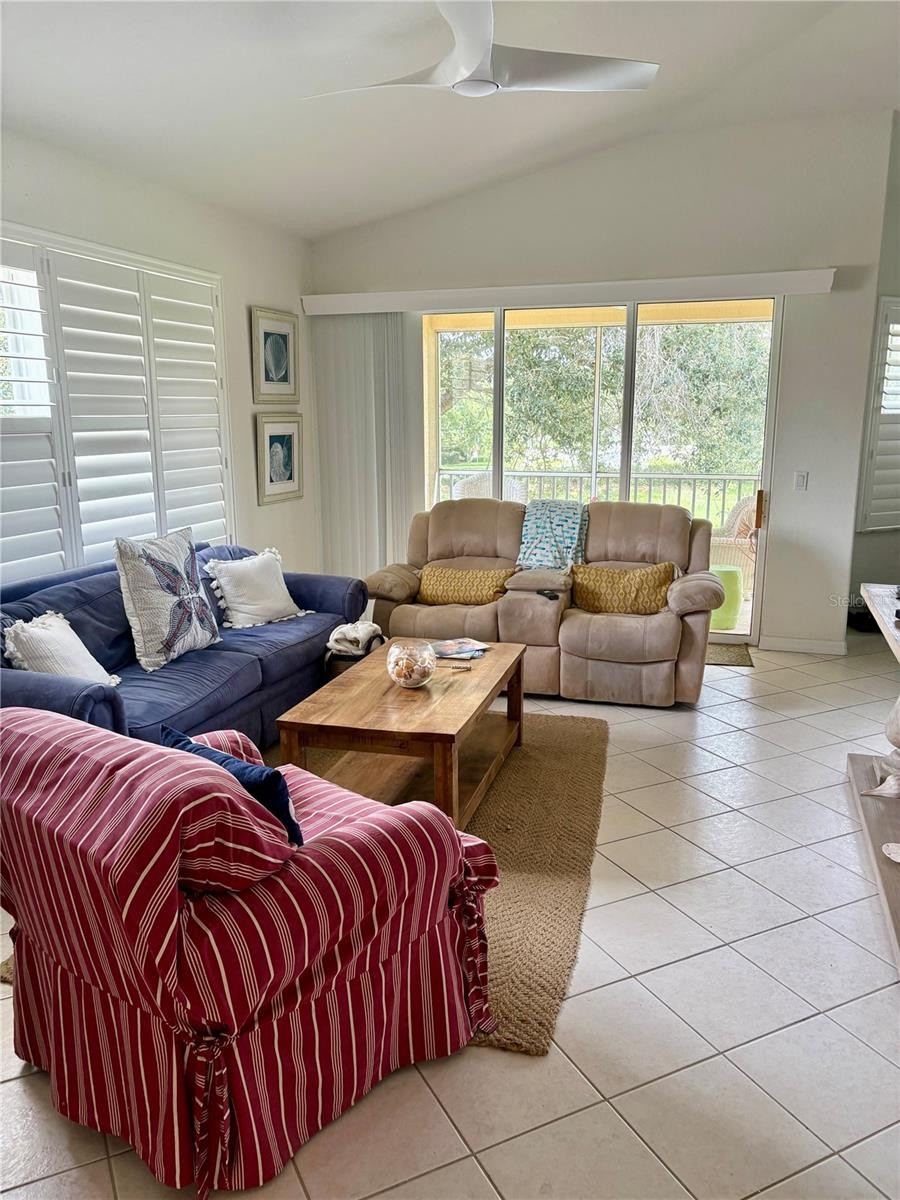 703 CASA DEL LAGO WAY #703