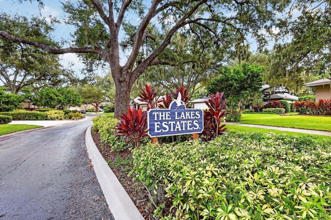4395 OAK VIEW DR