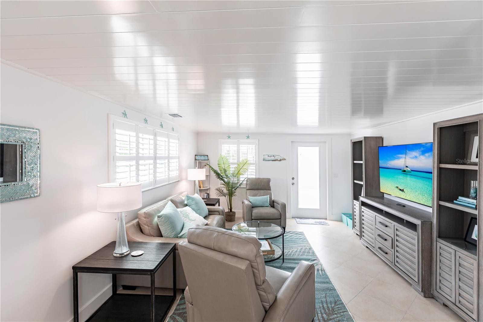 6154 MIDNIGHT PASS RD #A1