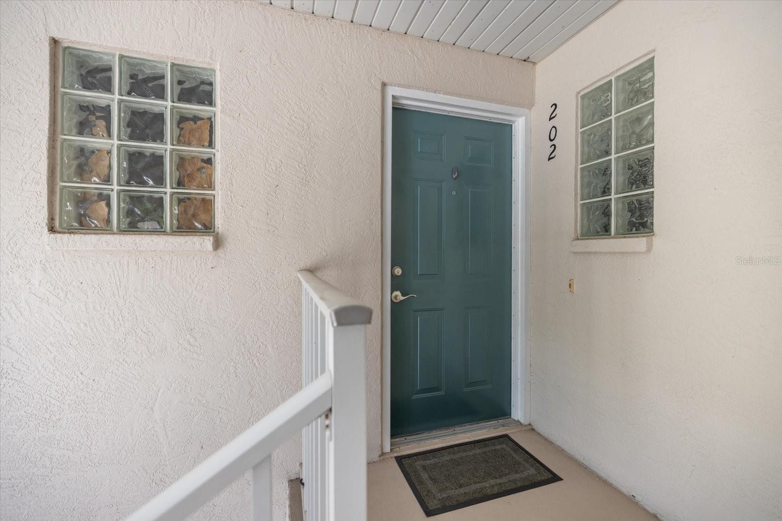 801 MONTROSE DR #202