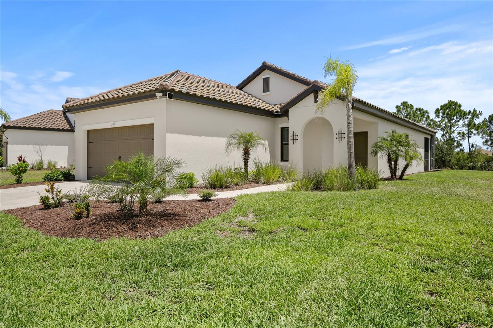 260 BRIENZA LOOP