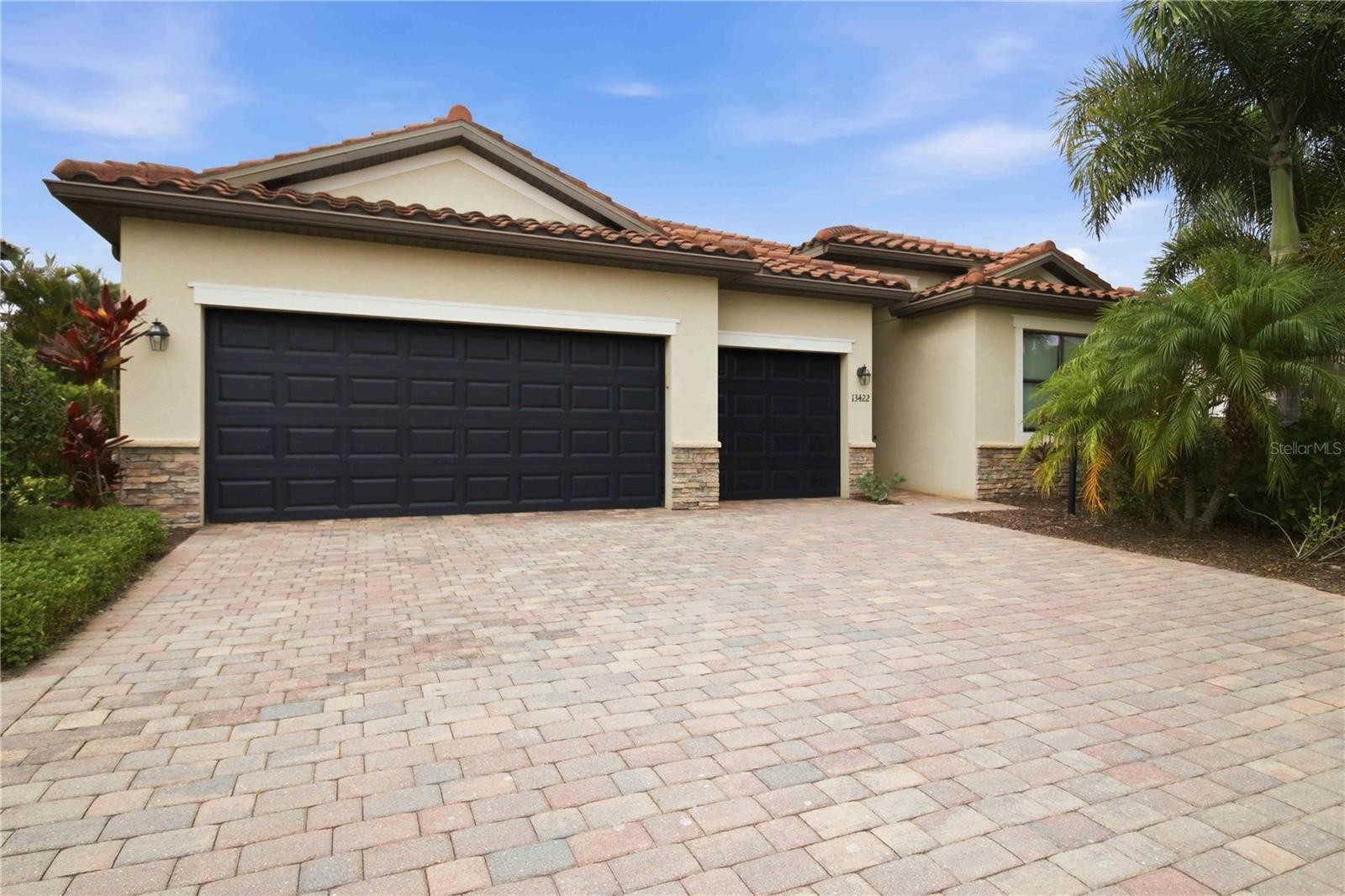 13422 SAW PALM CREEK TRL