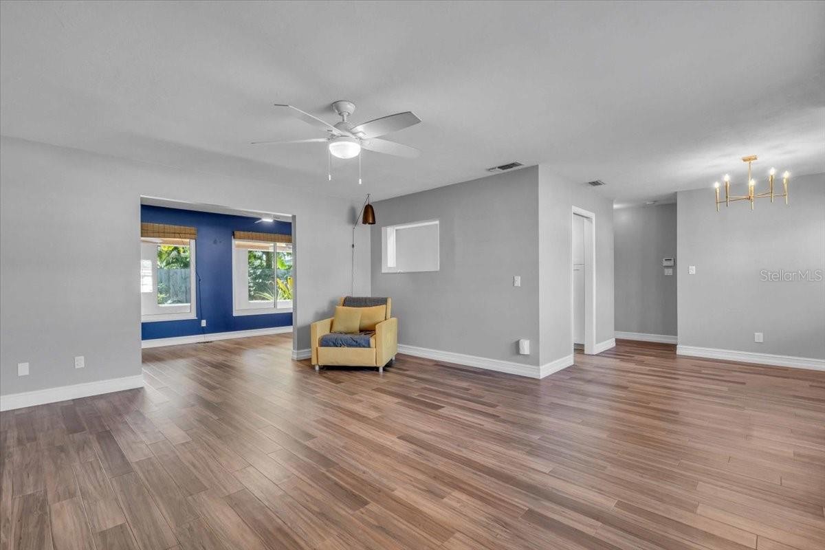 3374 BOUGAINVILLEA ST