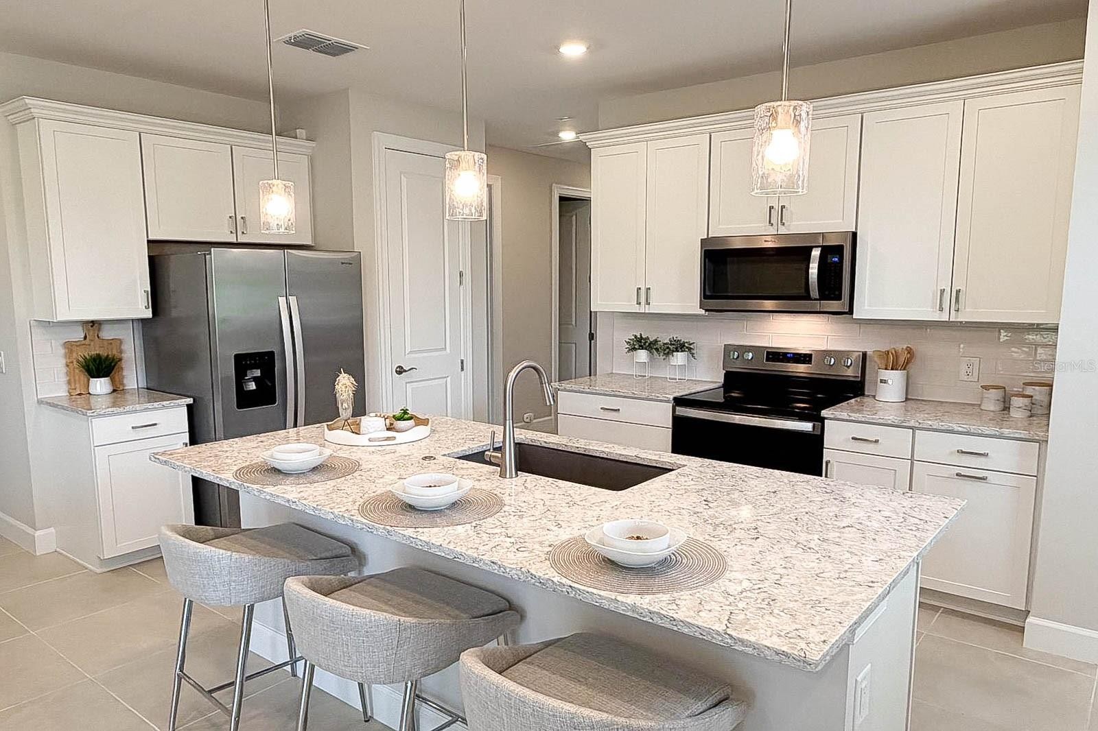 5811 SILVERSIDE PINE CT