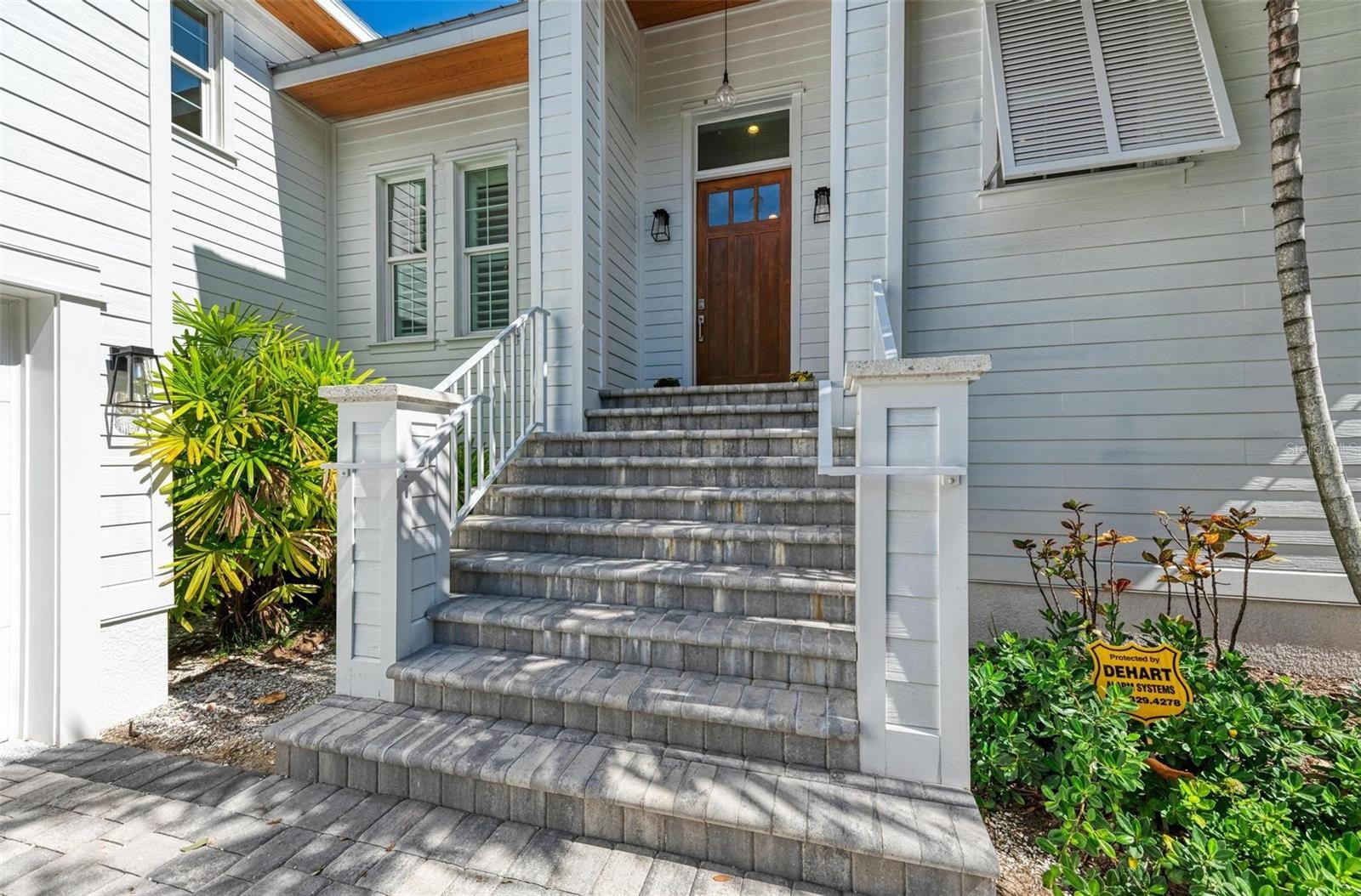 3919 ROBERTS POINT RD