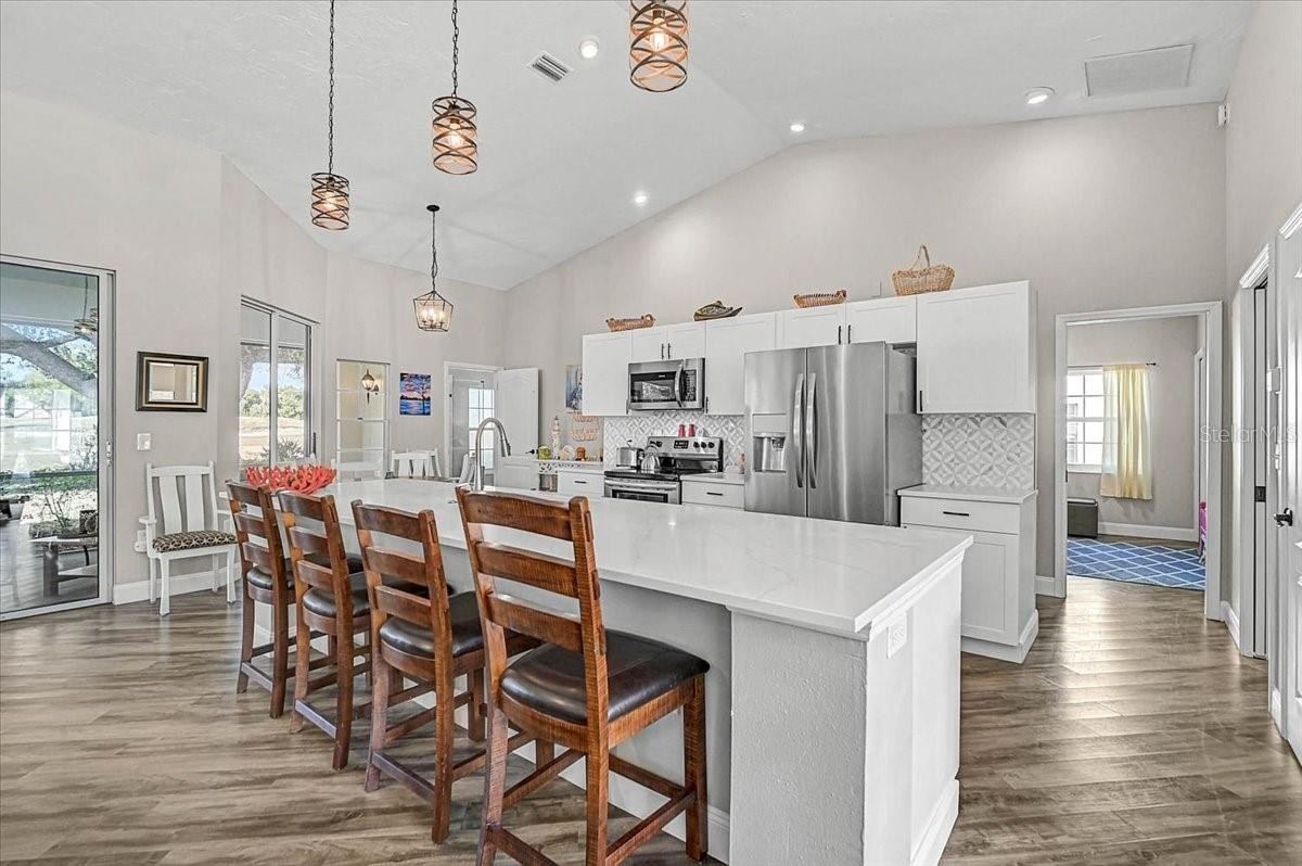 4427 HIGHLAND OAKS CIR