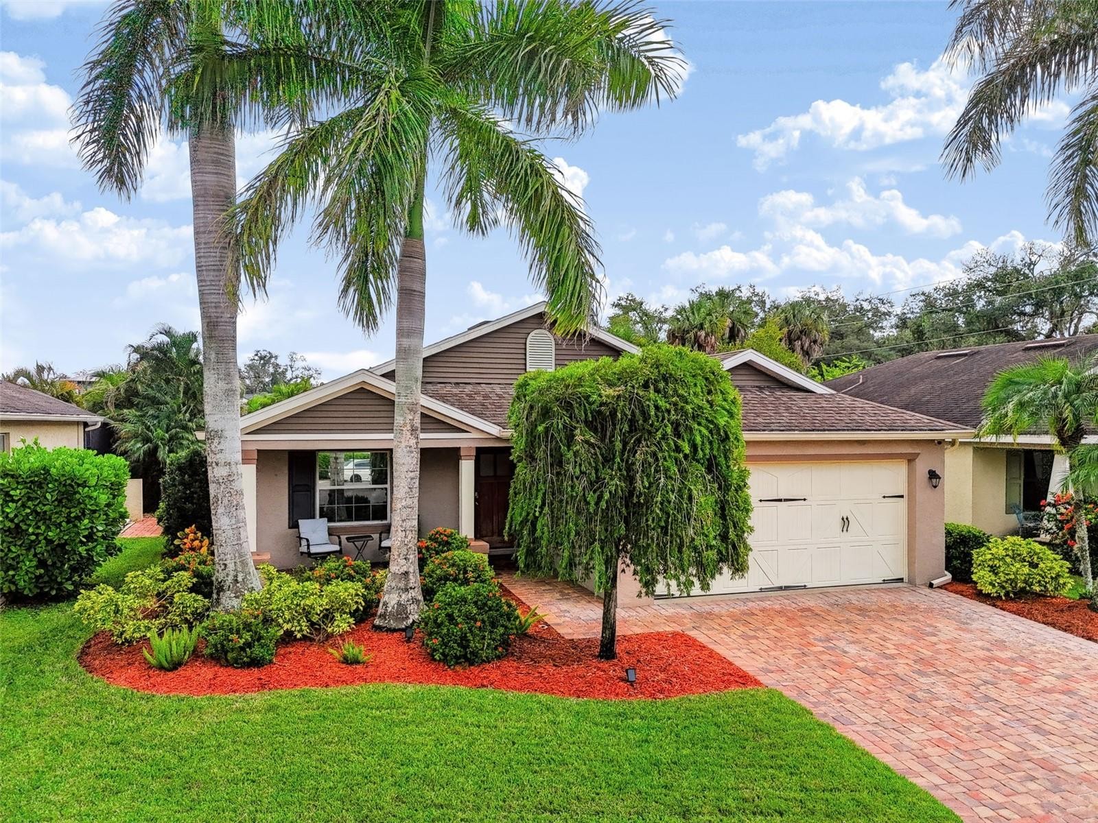 105 SAN LORENZO CT