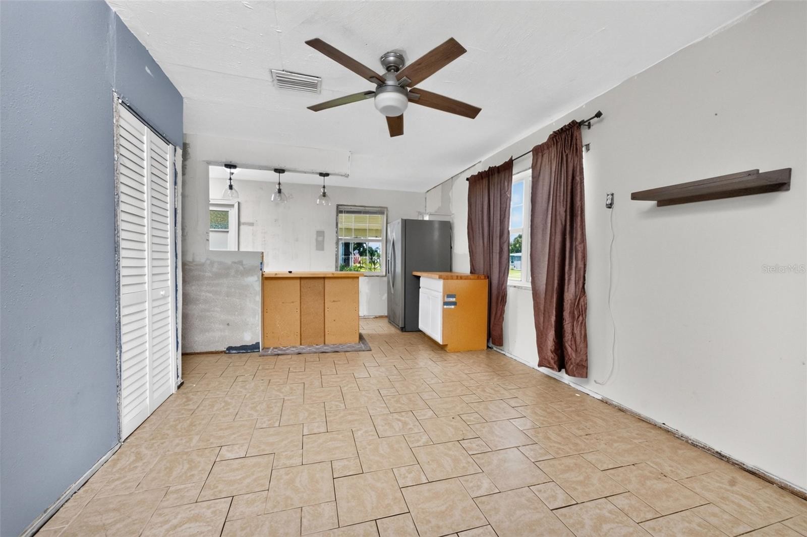 8435 AGRESS AVE