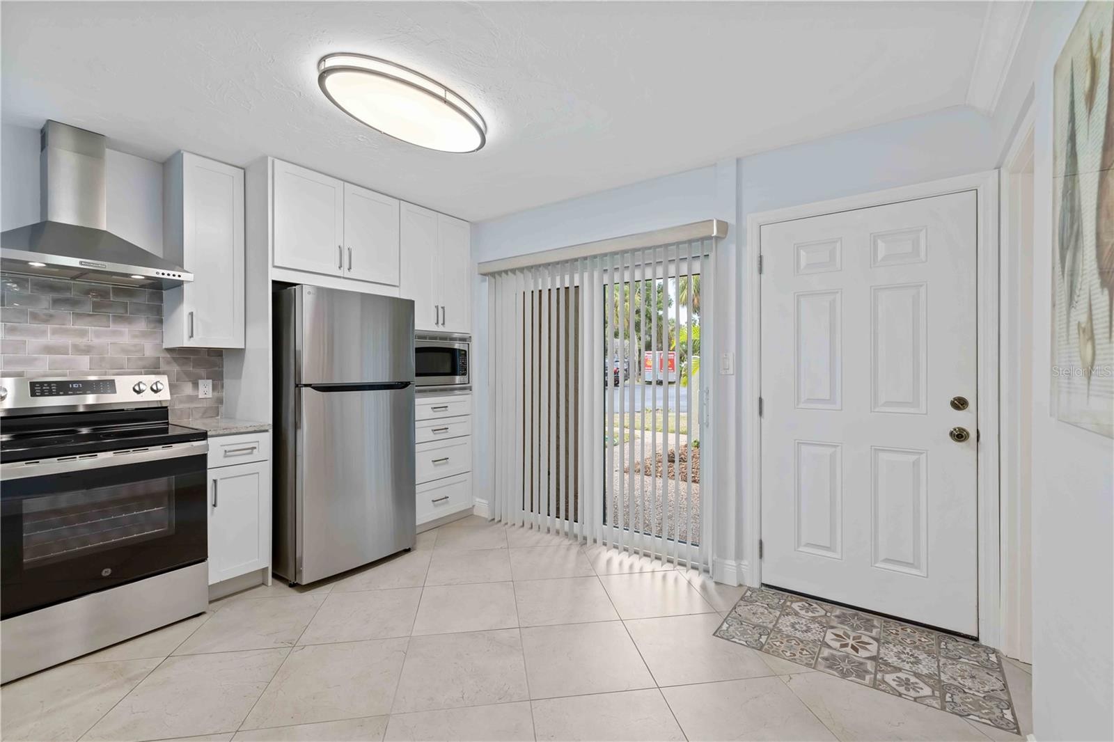 5260 GULF OF MEXICO DR #401