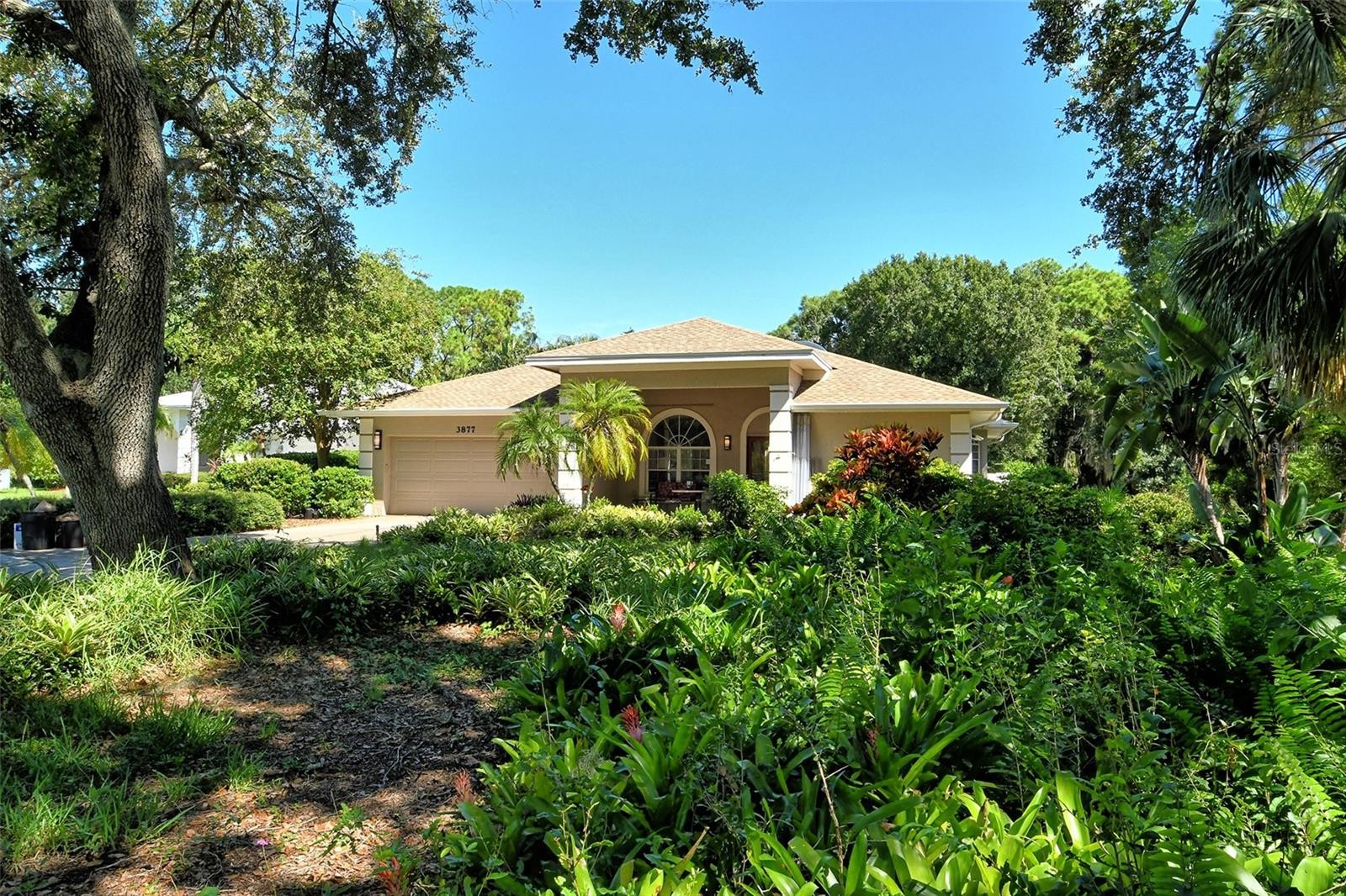 3877 Surrey Ct Sarasota Florida 34235