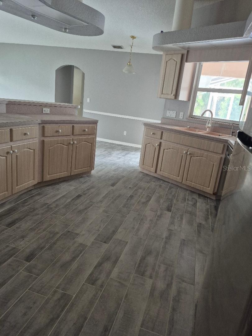 4147 BULA LN