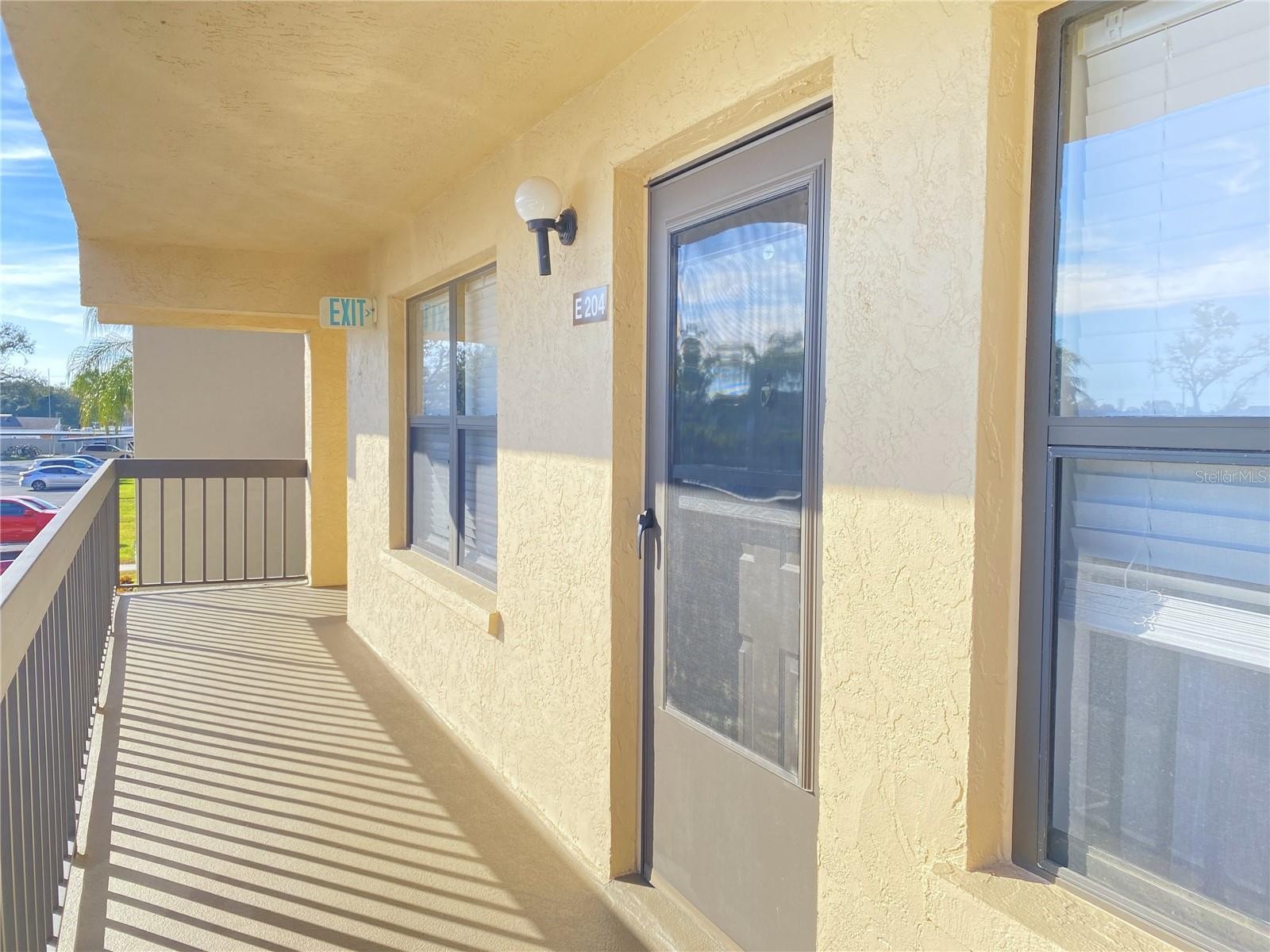 505 30TH AVE W #E204