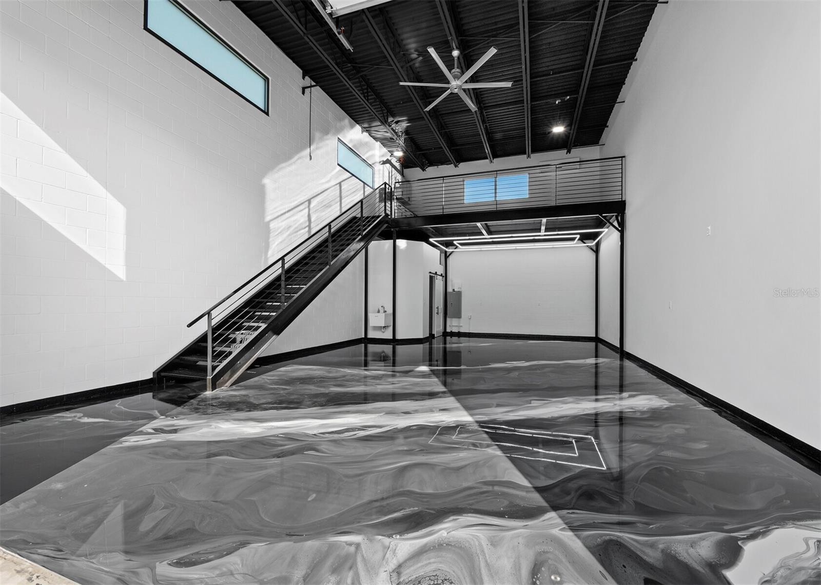 6562 PALMER PARK CIR #18