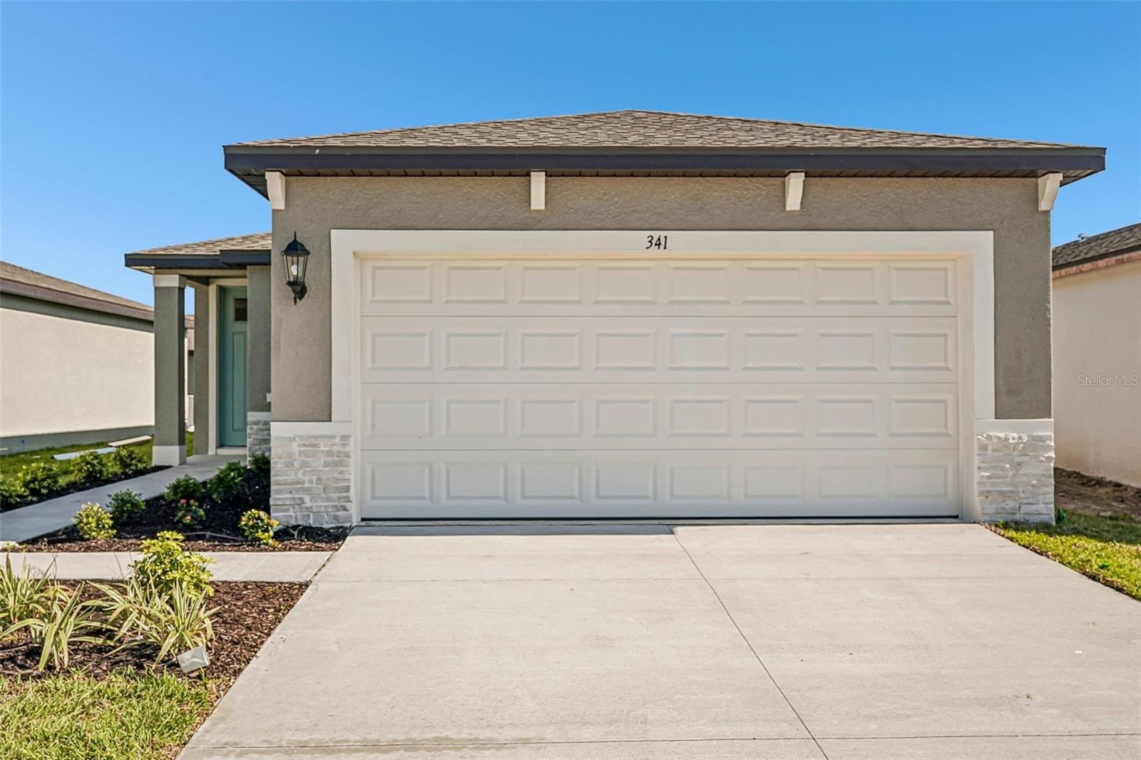 341 LAZY SHORE DR