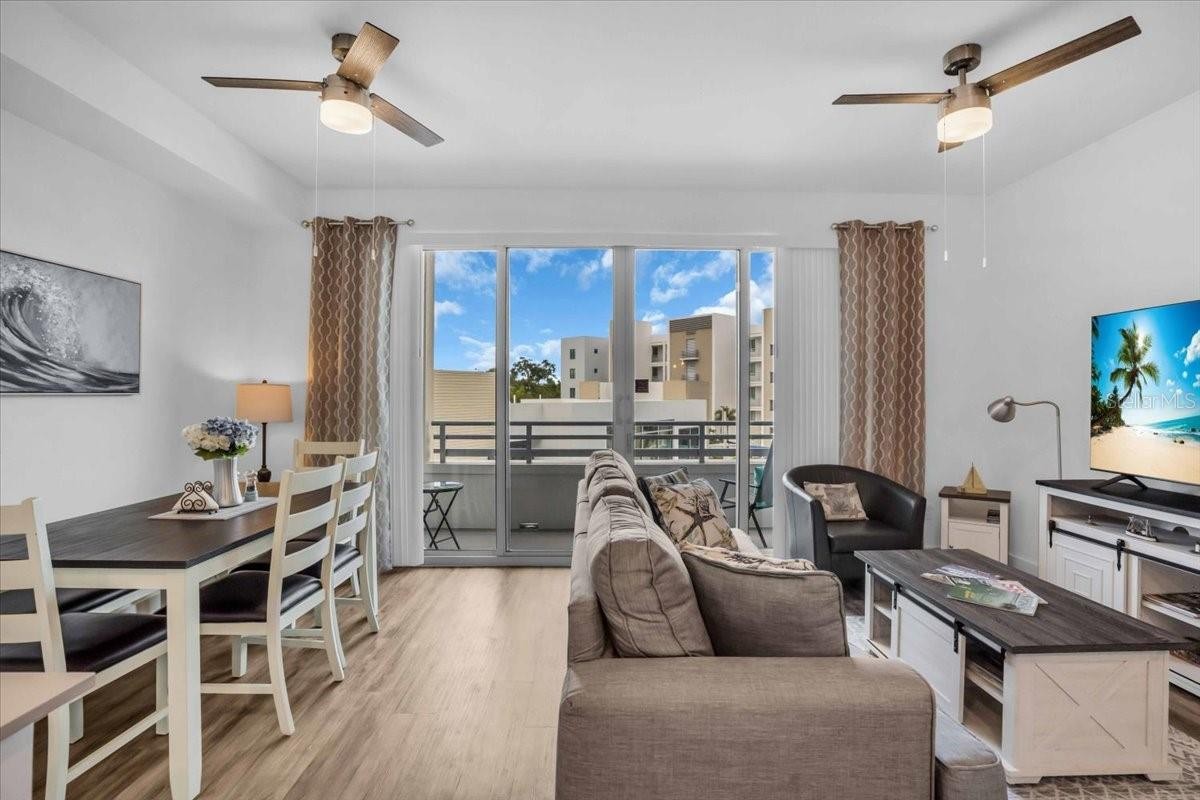 1703 N TAMIAMI TRL #304