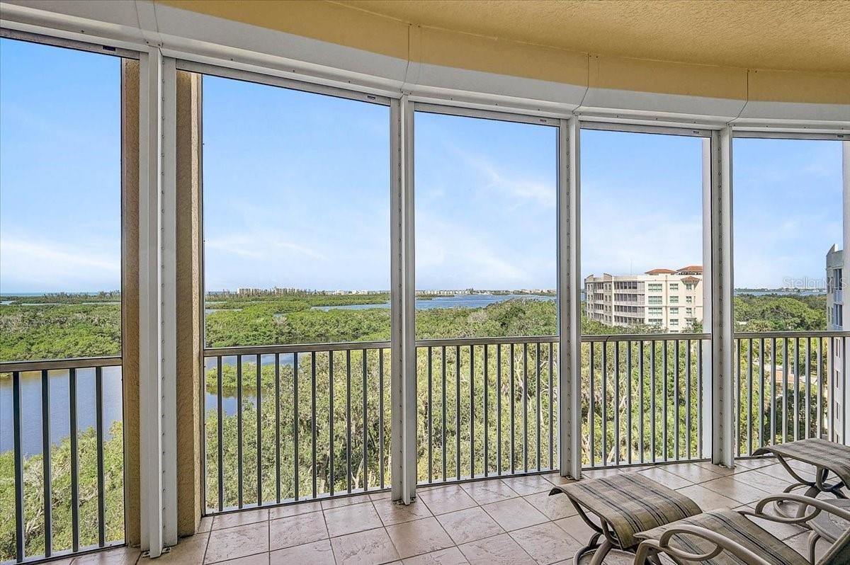 409 N POINT RD #803