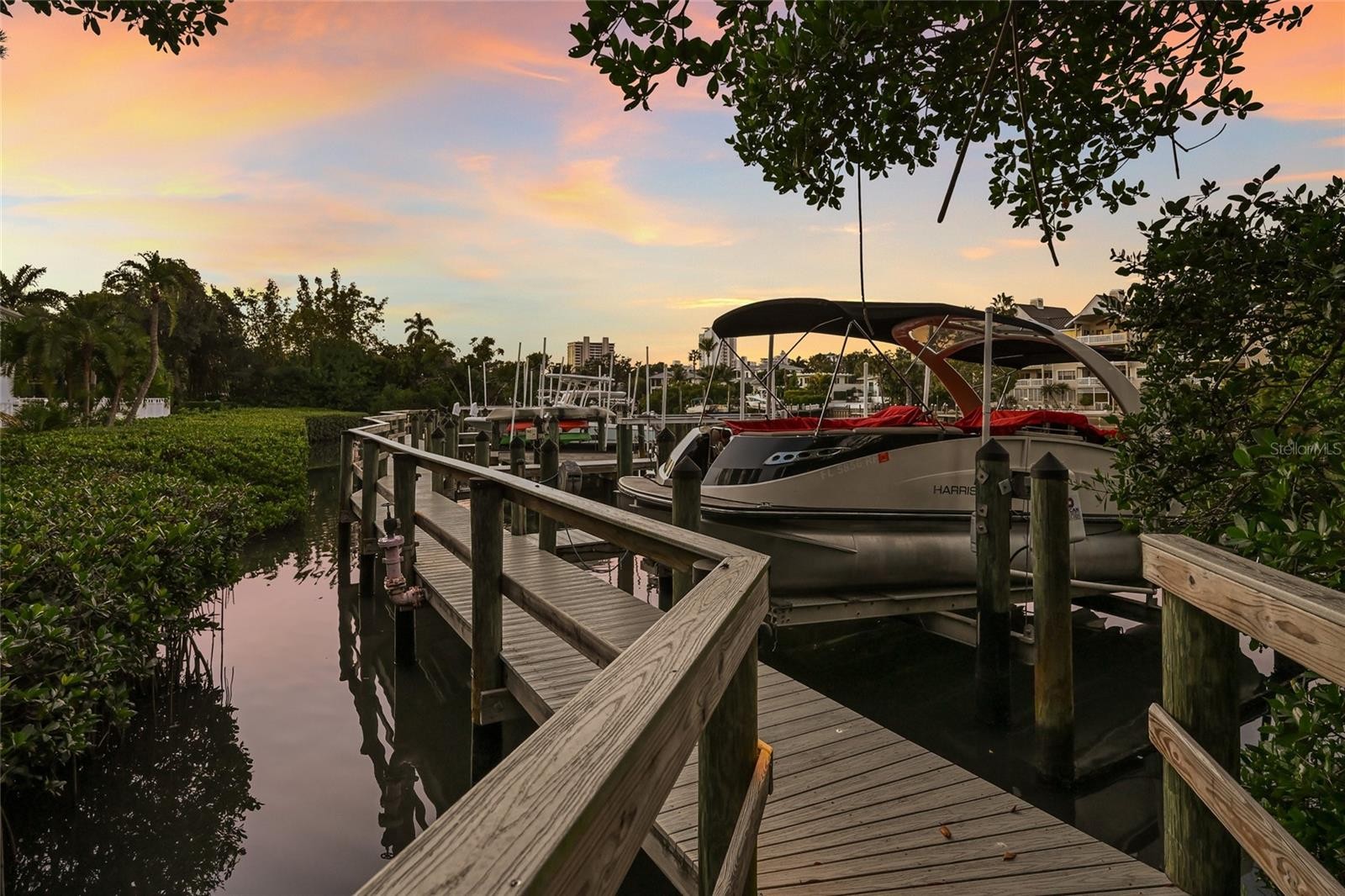 1749 LINCOLN PARK CIR
