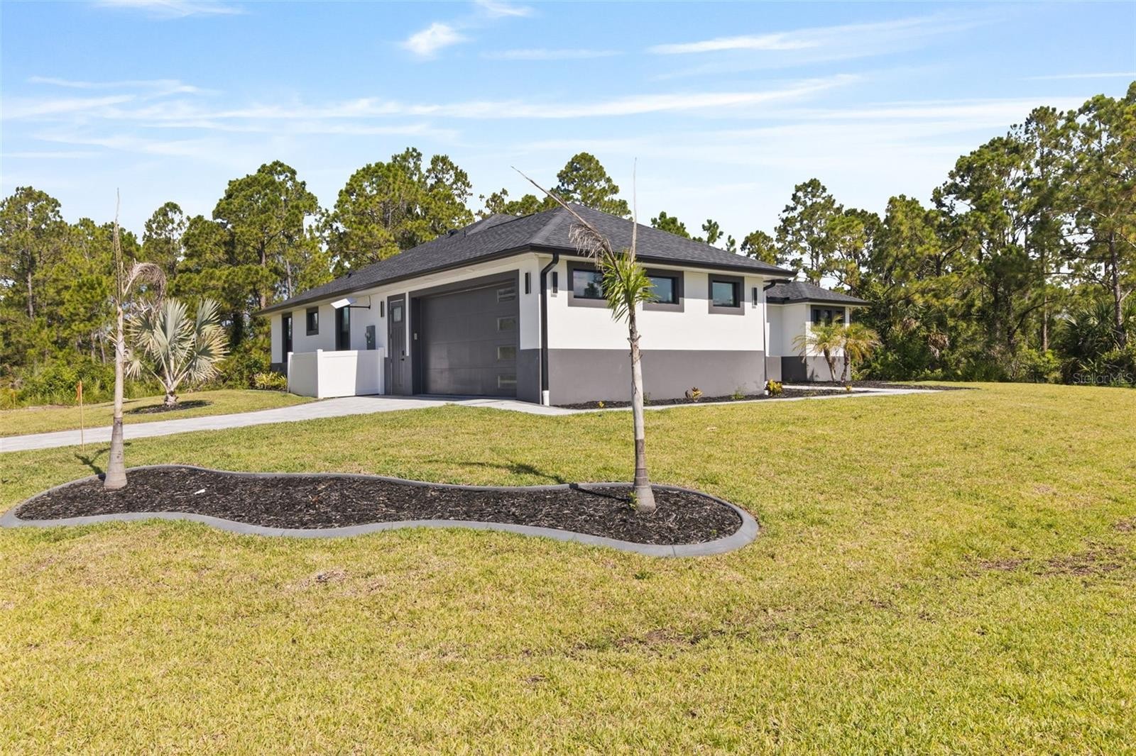 2385 ECKER TER