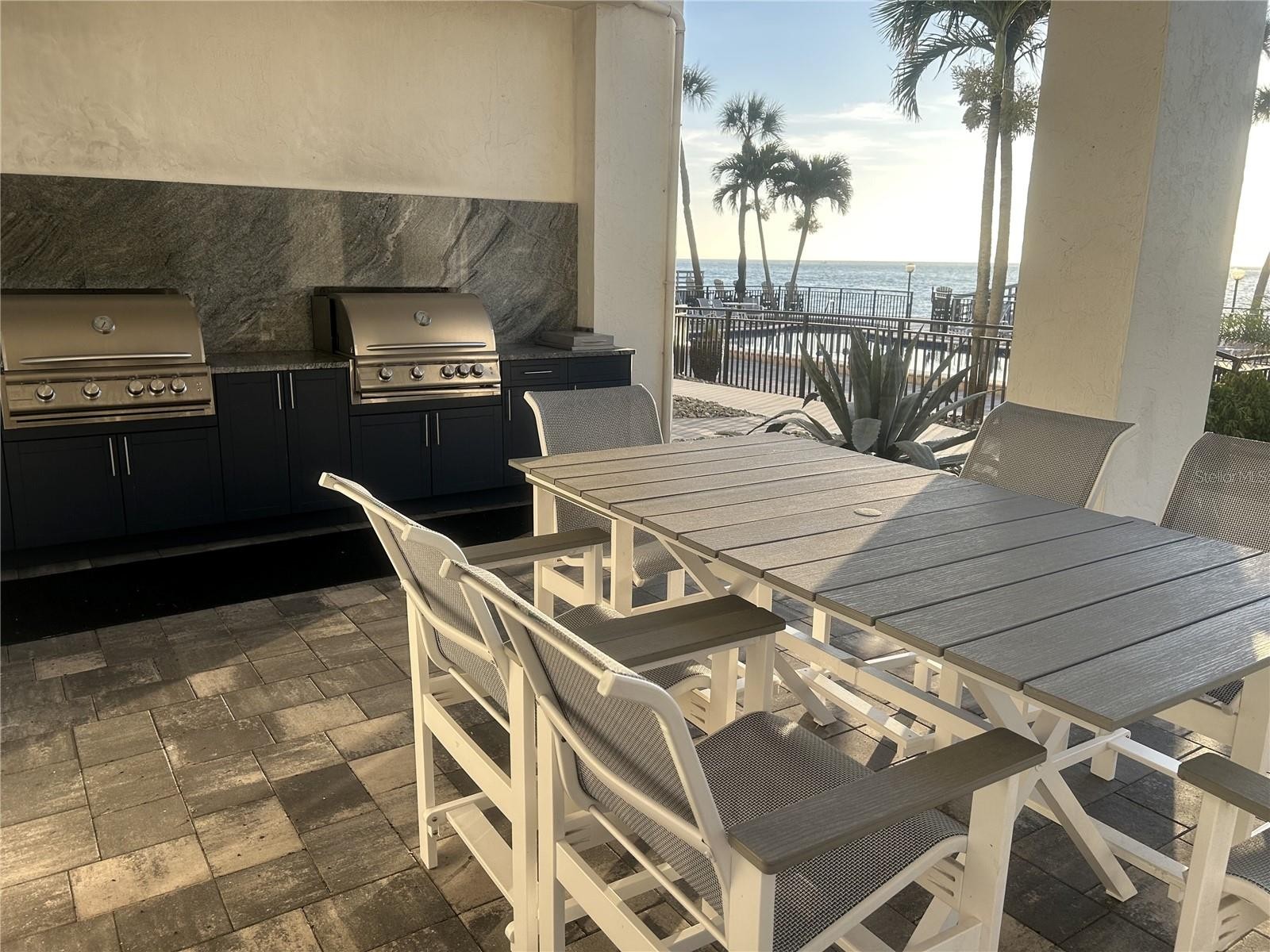 4822 OCEAN BLVD #3D