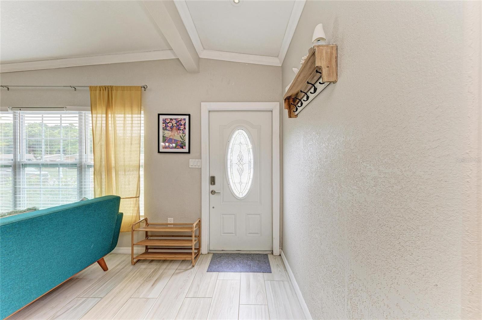 161 SUNTAN AVE