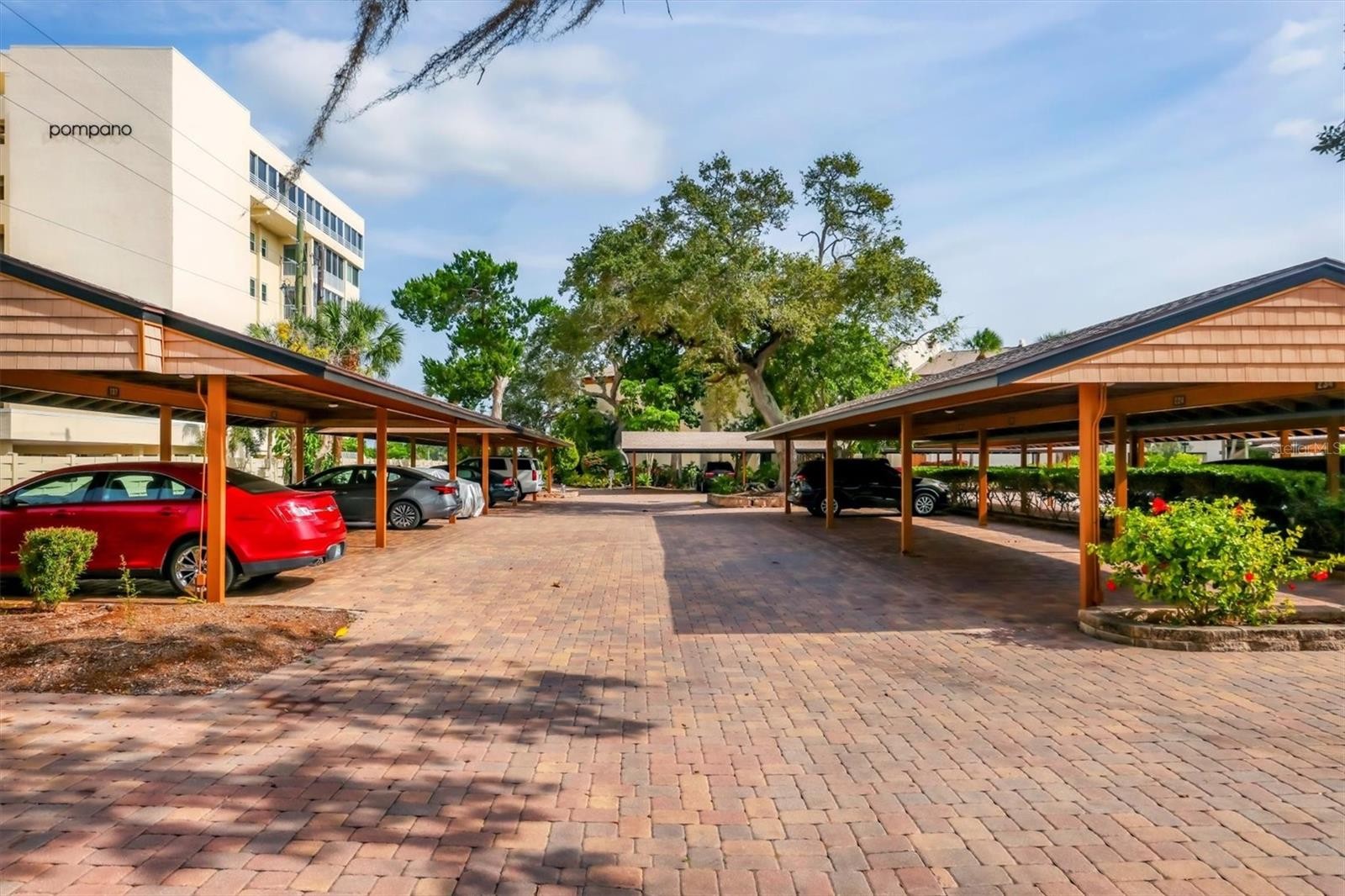 1900 COVE II PL #127