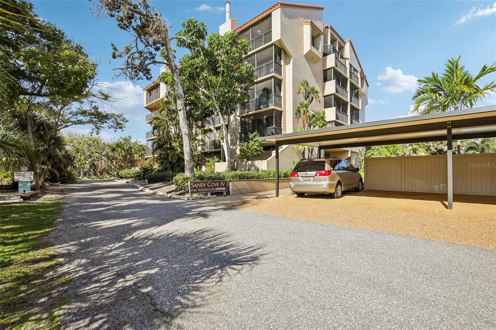 4900 OCEAN BLVD #201