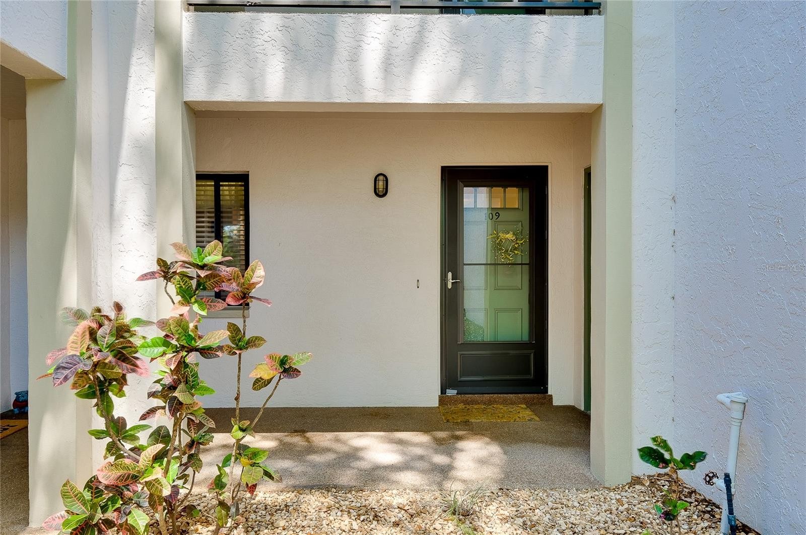 806 CAPRI ISLES BLVD #109