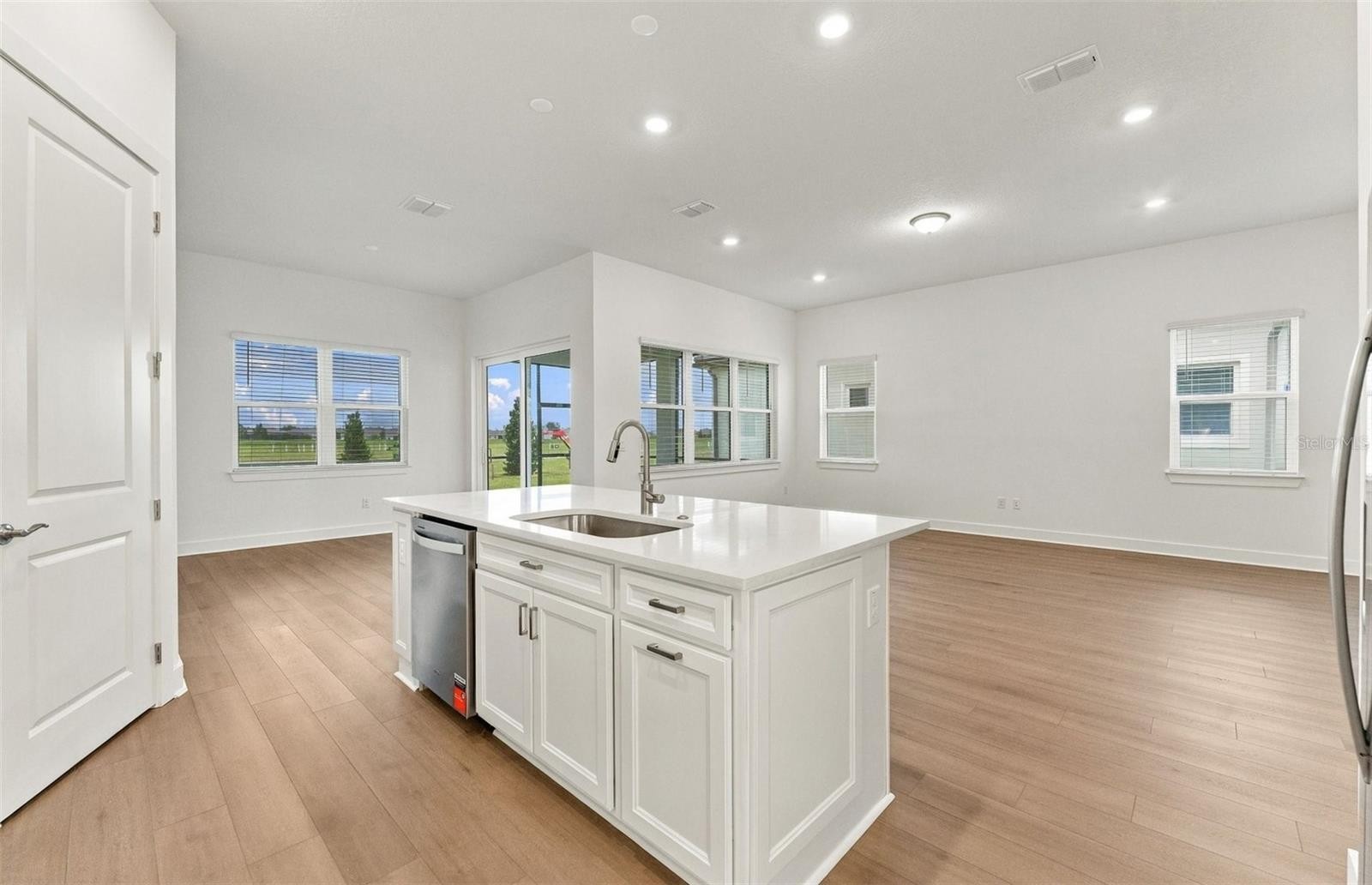 11320 CLAY AVE