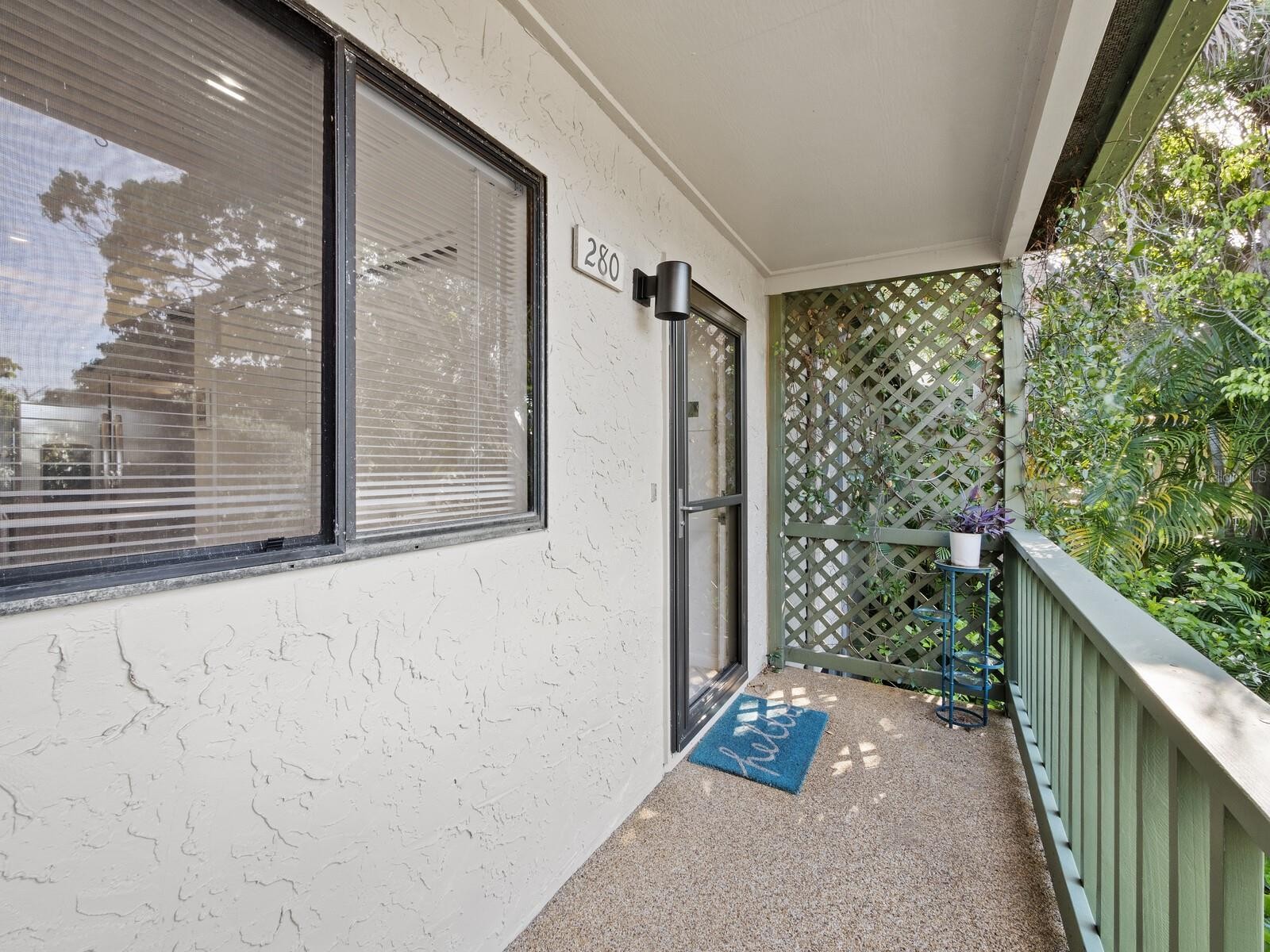 1511 PELICAN POINT DR #280