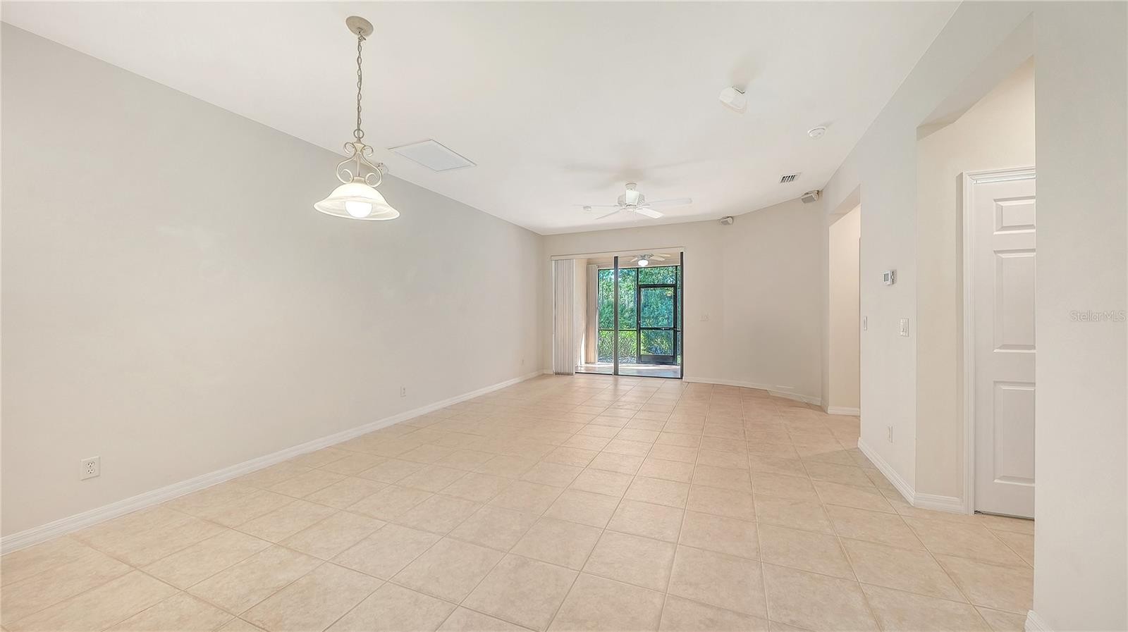 1821 BATELLO DR
