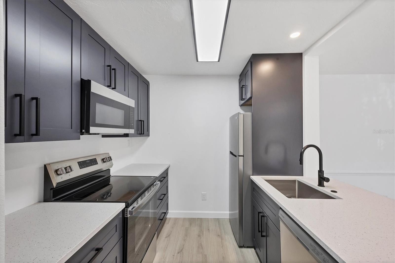 4008 CROCKERS LAKE BLVD #11