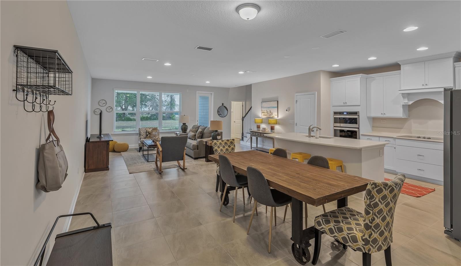 7511 SEA OAK CT