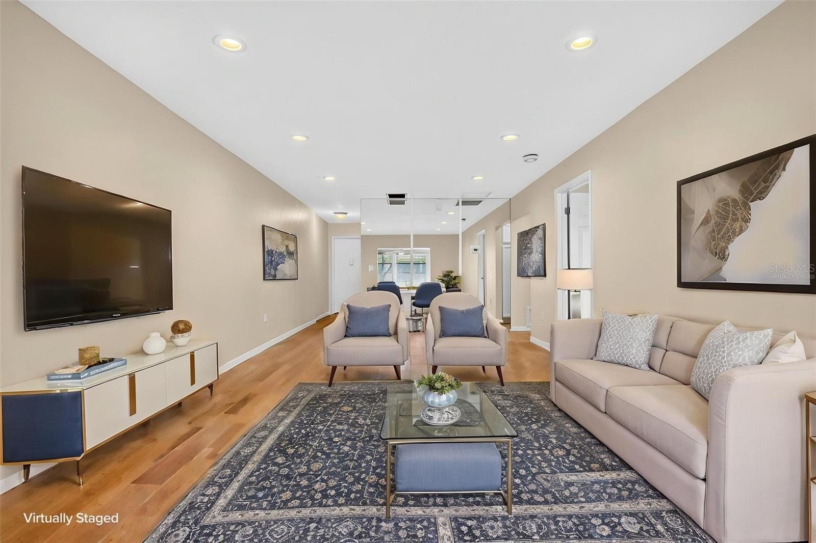 390 301 BLVD W #10C