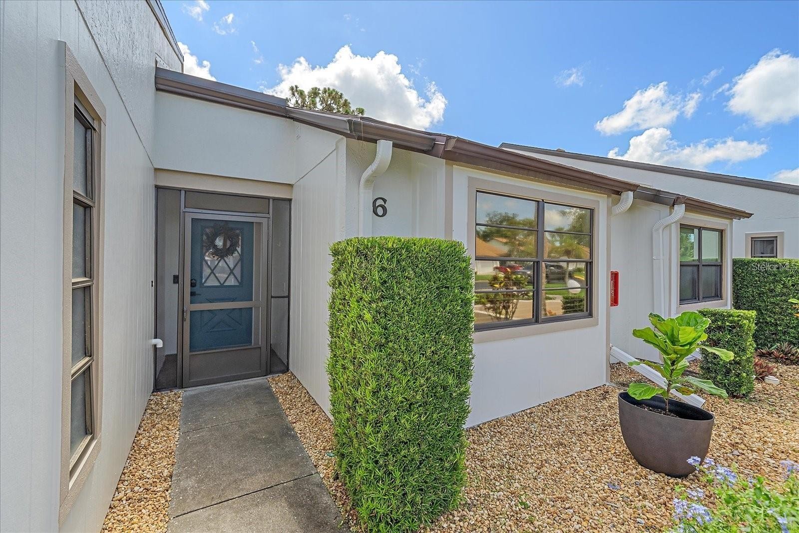 1211 CAPRI ISLES BLVD #6