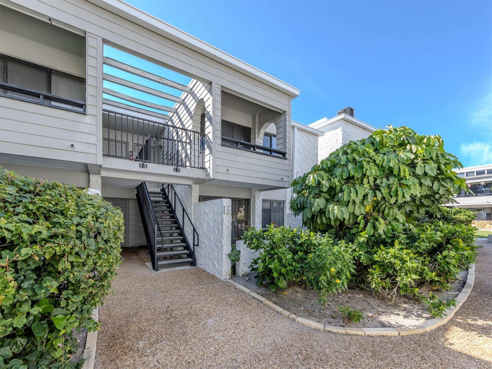 1555 TARPON CENTER DR #132