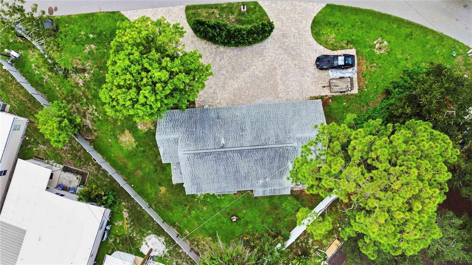 1909 BUCCANEER DR