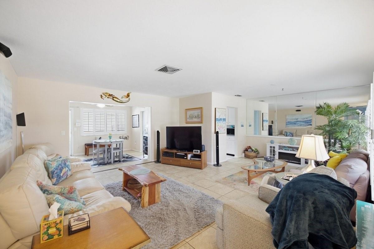 7201 11TH AVE W