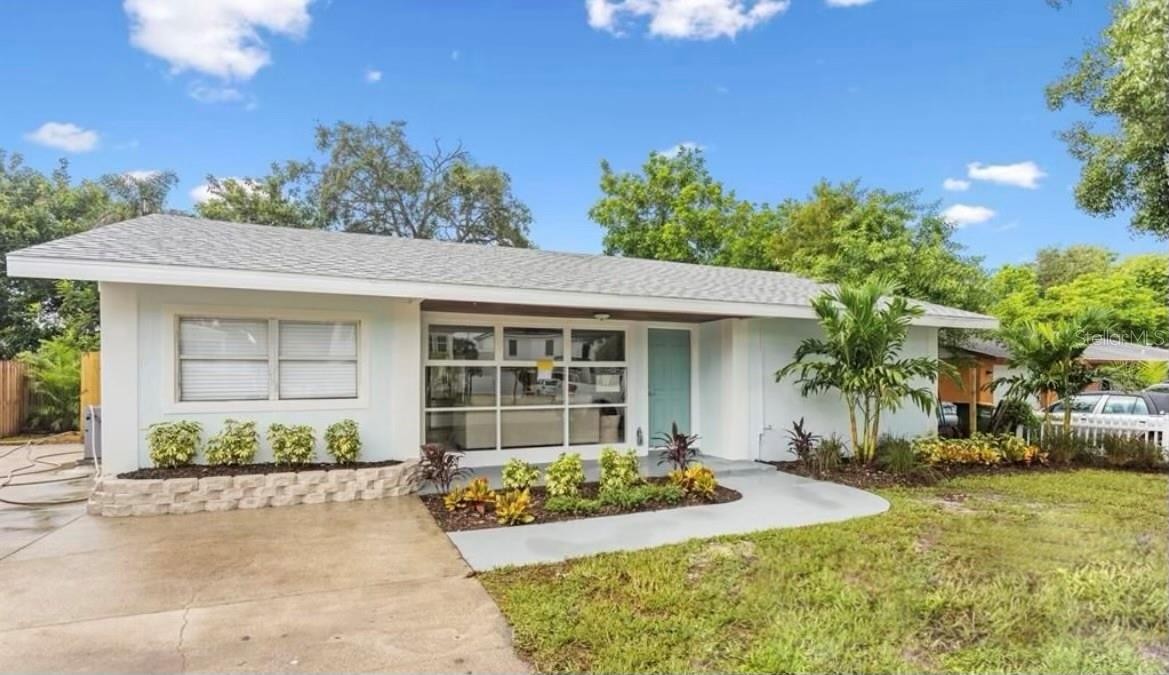 2370 Bahia Vista Sarasota Florida 34239